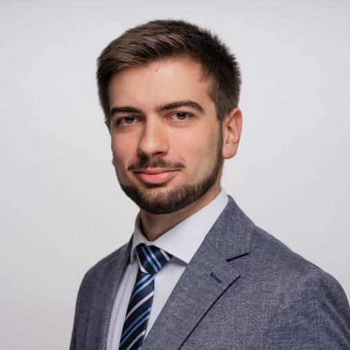 Matteo Orta Matteo Orta - Senior Consultant, Regulatory Strategy EMEA Centre, Deloitte LLP